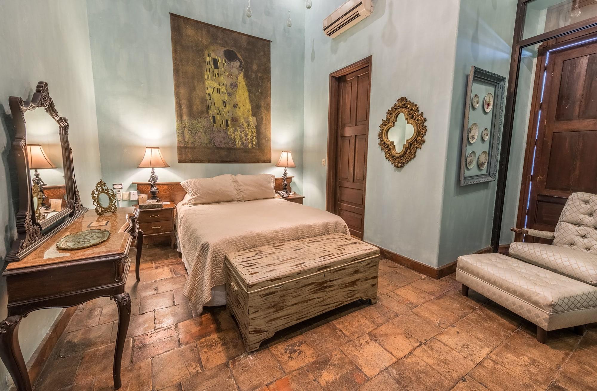 Отель Casa Pedro Loza Гвадалахара Экстерьер фото