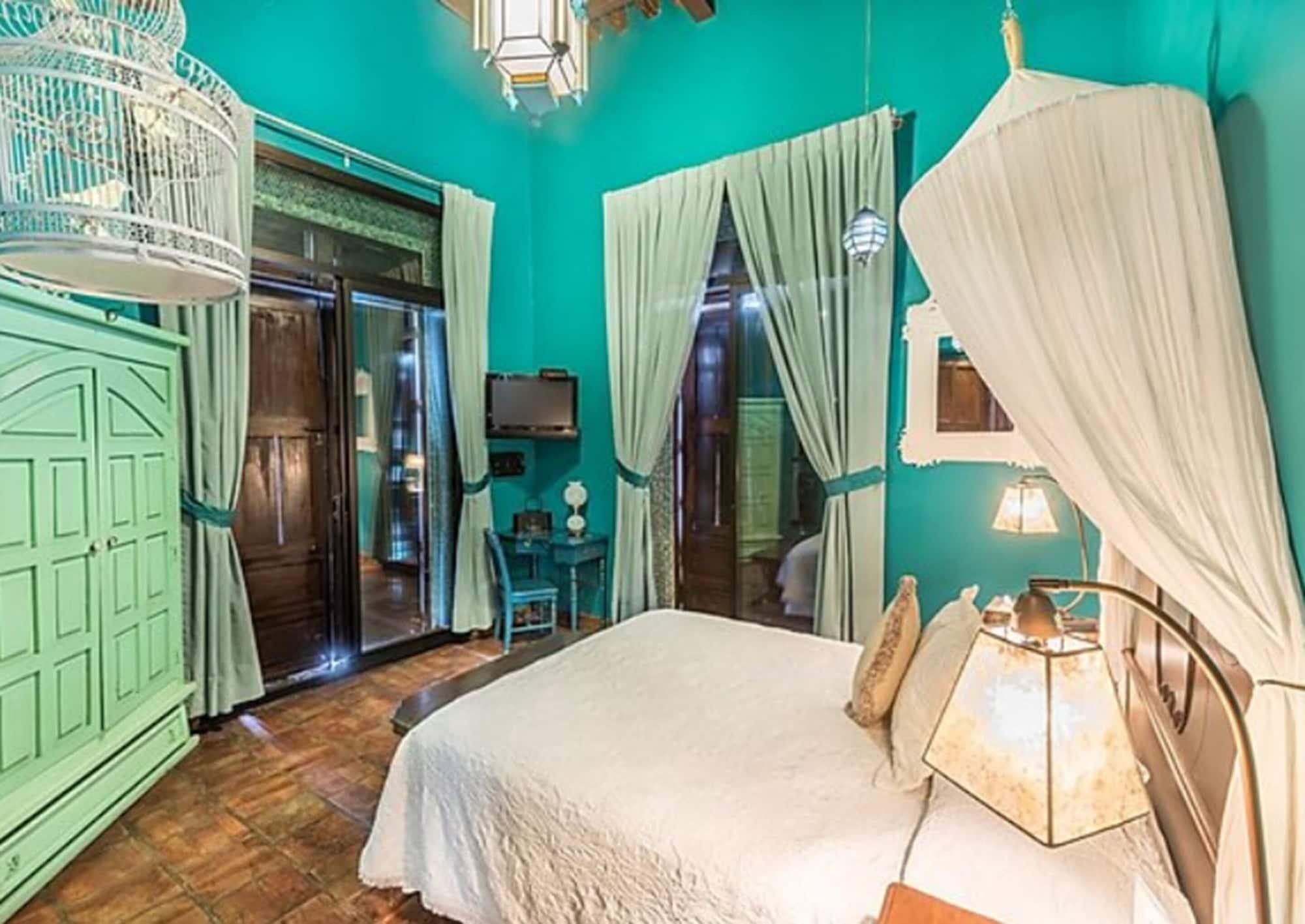 Отель Casa Pedro Loza Гвадалахара Экстерьер фото