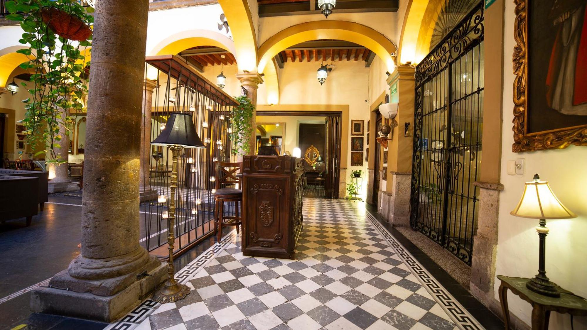 Отель Casa Pedro Loza Гвадалахара Экстерьер фото