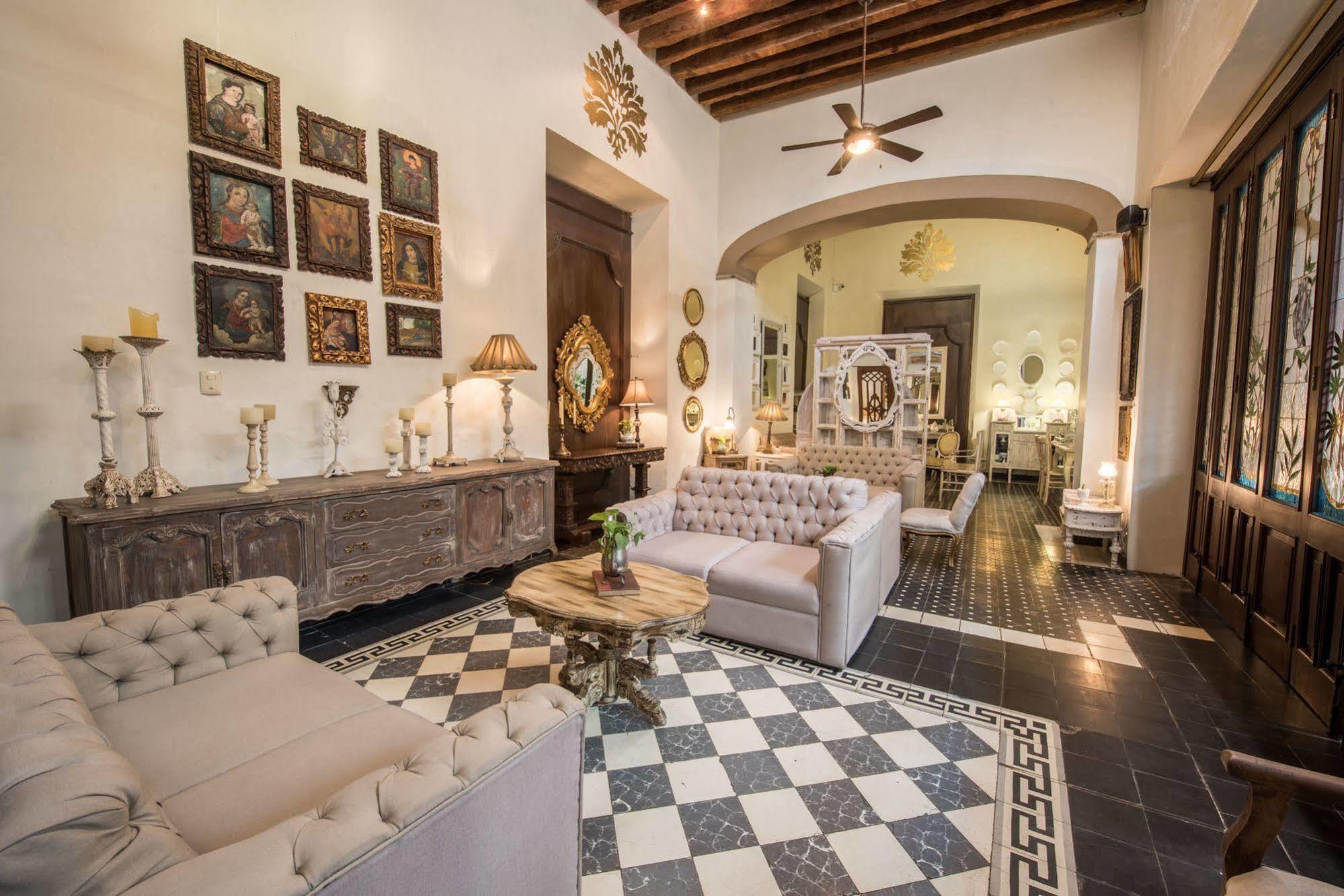 Отель Casa Pedro Loza Гвадалахара Экстерьер фото