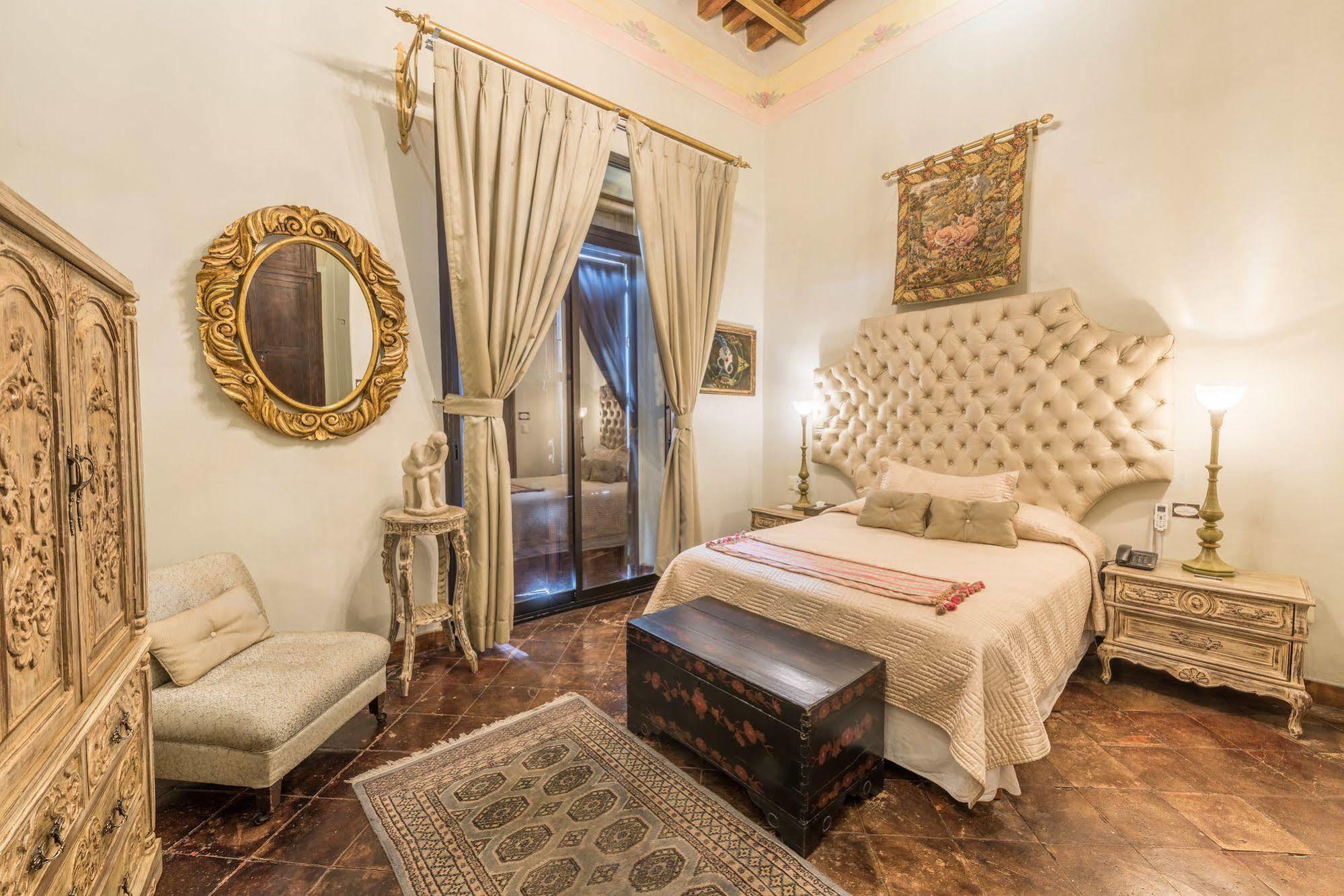Отель Casa Pedro Loza Гвадалахара Экстерьер фото